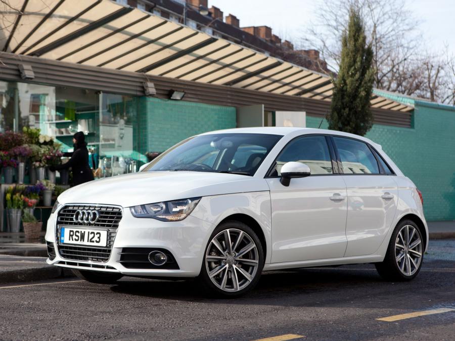  Audi A1 Sportback TFSI 2012 года  (UK) (фото 18 из 21)